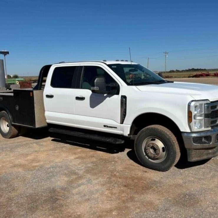 2024 Ford F350Dually 1-ton