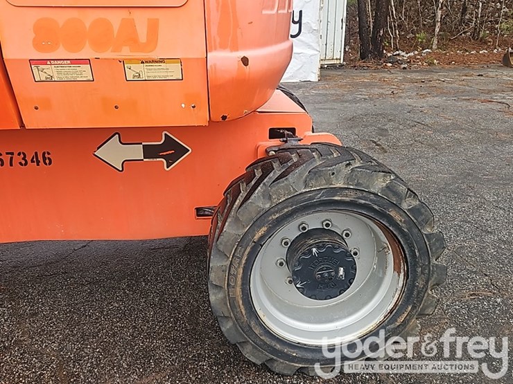2016-jlg-800aj-image-20