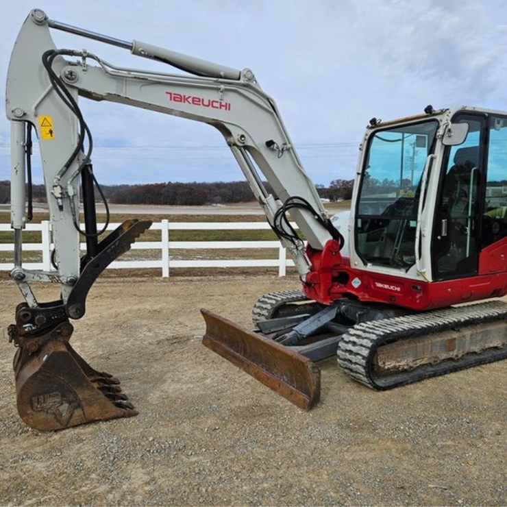 TAKEUCHI TB260