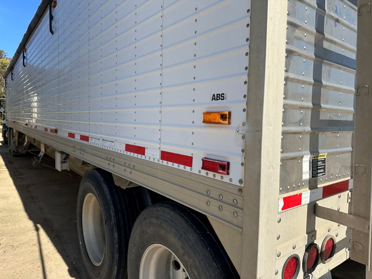 2014-timpte-hopper-bottom-image-54