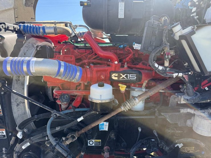 2018-kenworth-t800-image-30