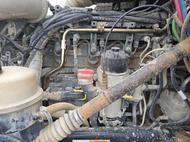 2020-peterbilt-567-image-139