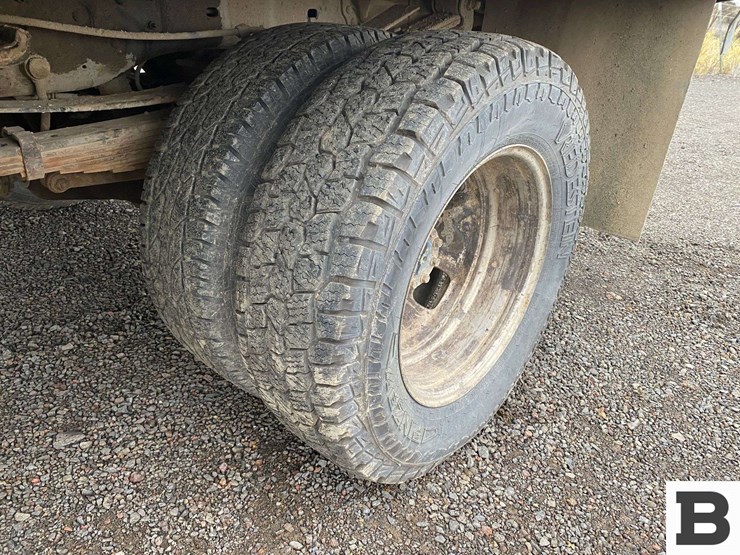 2009-ford-f350-image-14