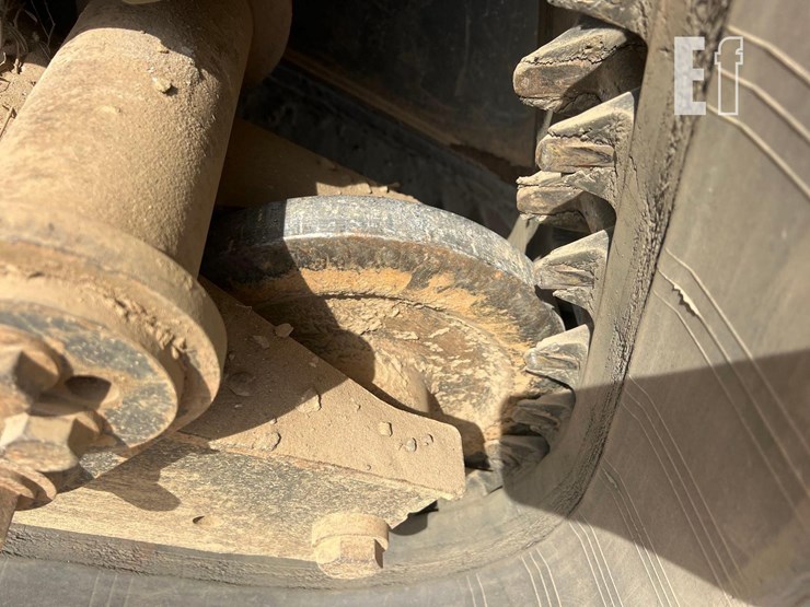 bobcat-t870-image-22