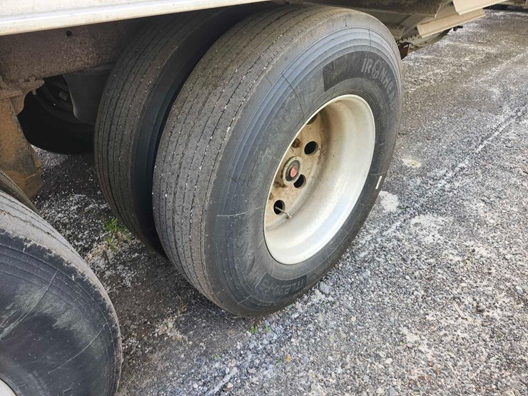 2017-wilson-hopper-bottom-image-11