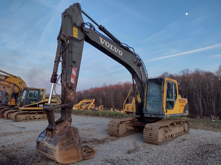 volvo-ec160b-lc-image-46