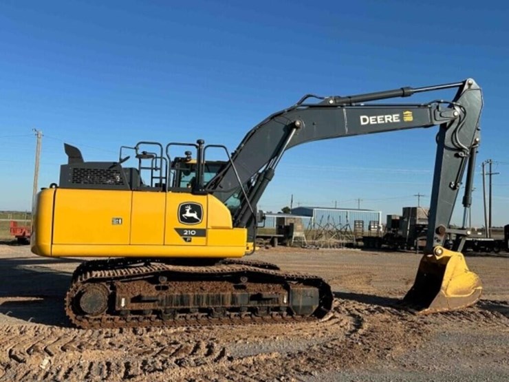 2023-john-deere-210p-excavator-image-2