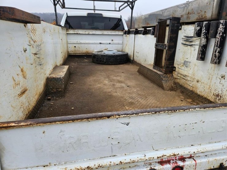 dodge-ram-5500-image-24