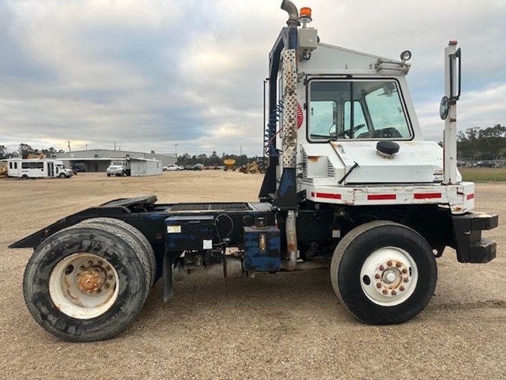 2004-capacity-tj7000-image-8