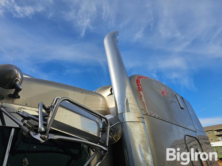 peterbilt-379-image-10