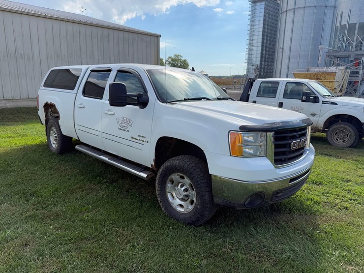 2009-gmc-2500-image-3