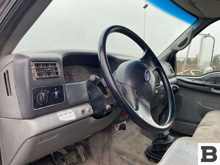 2006-ford-f750-image-56