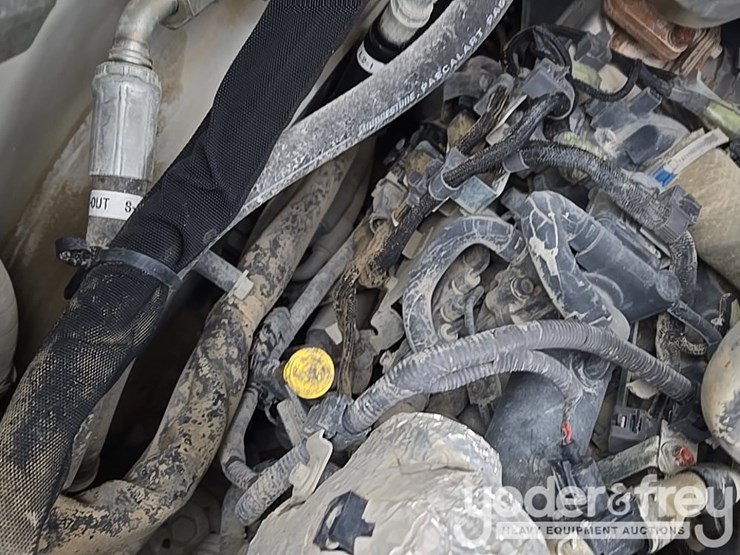 takeuchi-tl8r2-image-65