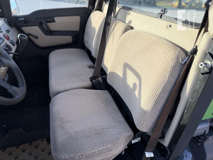 john-deere-gator-xuv-835r-image-21