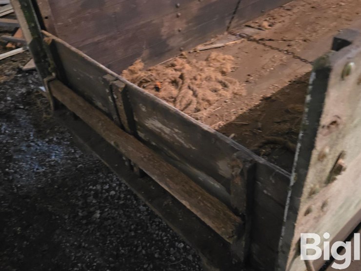 wood-barge-wagon-image-16