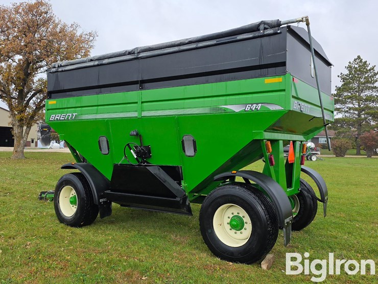 unverferth-brent-gt-644-gravity-wagon-image-7