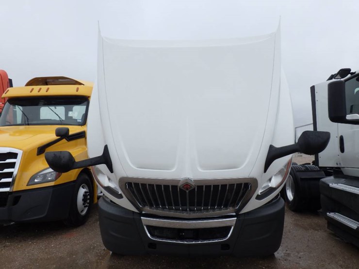 international-lt-image-24