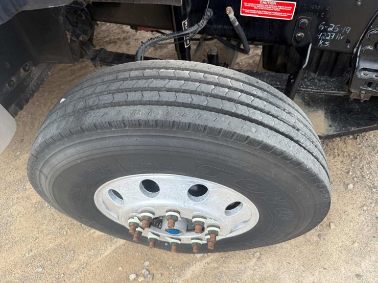 2012-western-star-4900-image-11