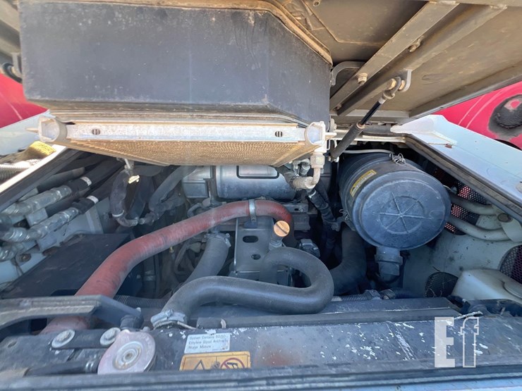 2019-takeuchi-tl12v2-image-25