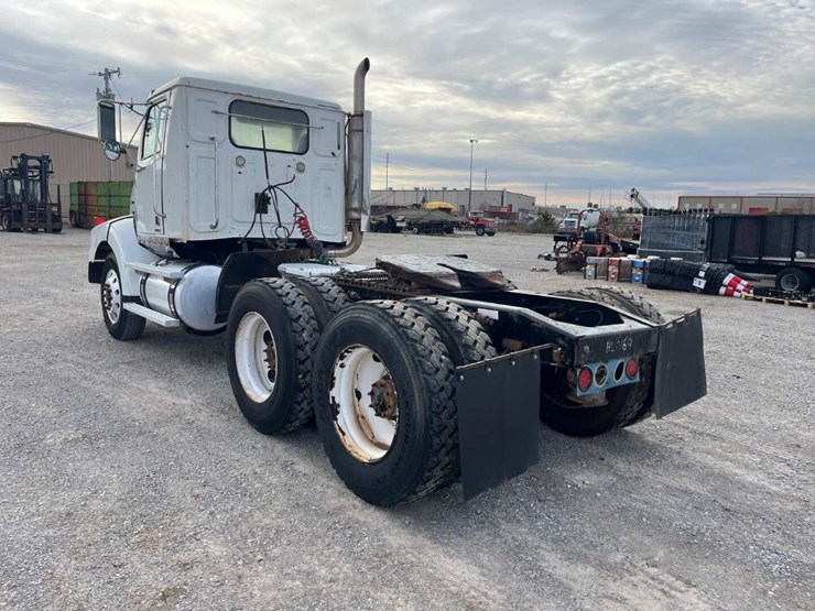 2016-western-star-4900-image-7