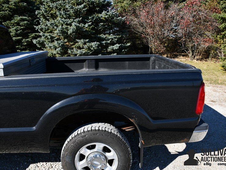 2013-ford-f250-xlt-image-15