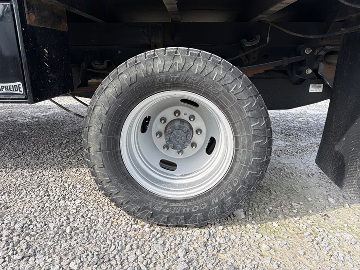 2018-ford-f350-xl-image-7