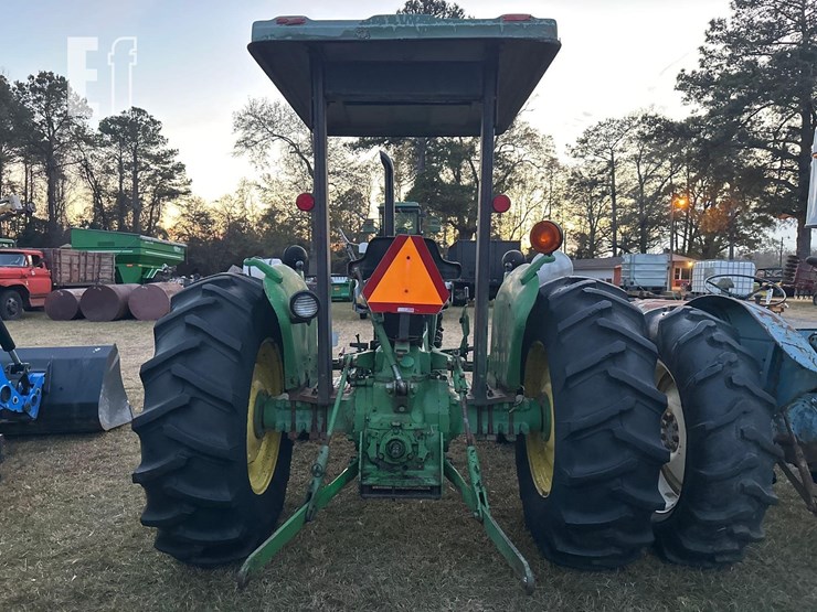 john-deere-2155-image-2