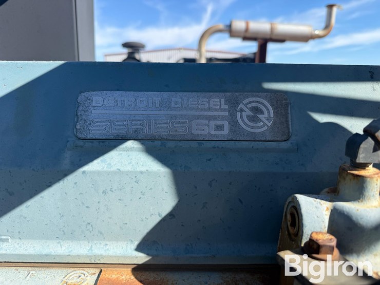 marathon-magnaplus-200kw-skid-mounted-diesel-generator-image-10