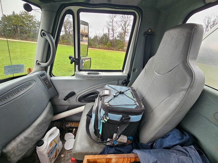 international-durastar-4400-image-56