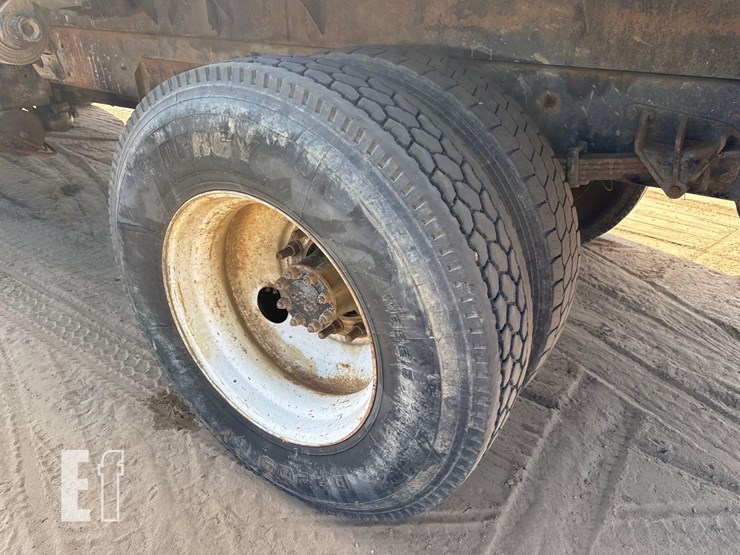 international-durastar-4300-image-9