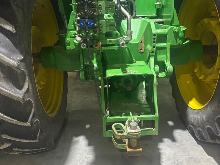 2016-john-deere-9470r-image-2