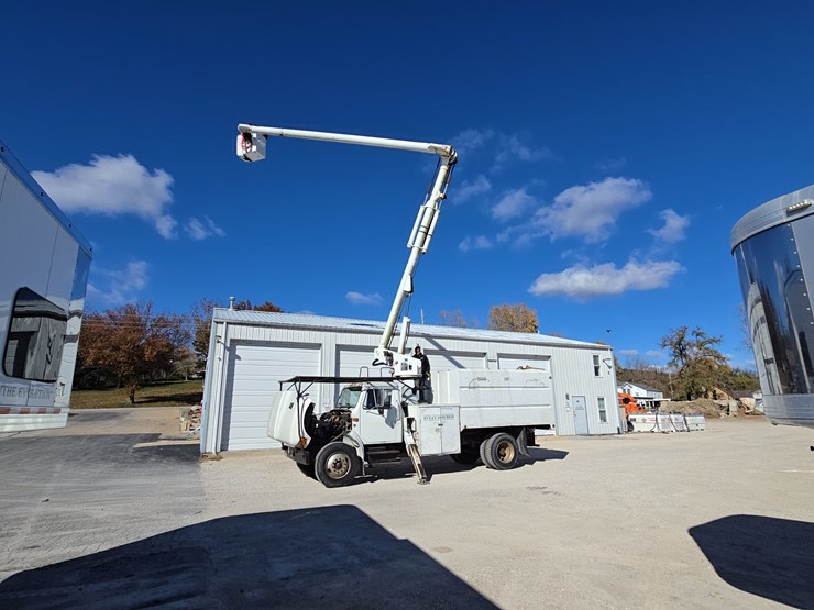 1999-international-4700-image-103