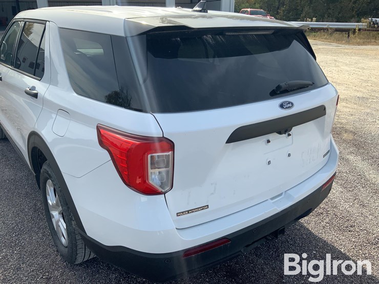 ford-explorer-police-interceptor-image-16