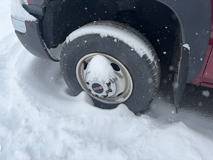 2004-gmc-sierra-1500-image-7