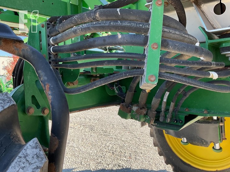 john-deere-r4038-image-24