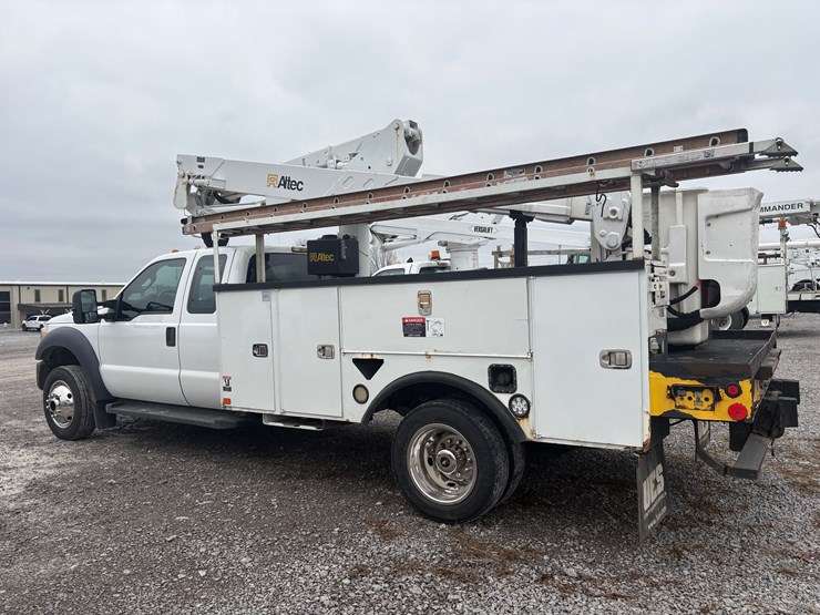 ford-f550-xl-image-6