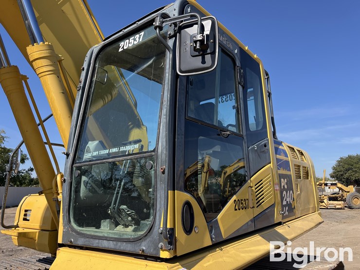 2015-komatsu-pc240-lc-10-image-11