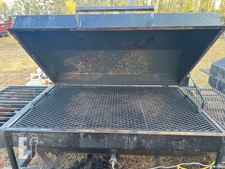 mobile-bbq-grill-image-7