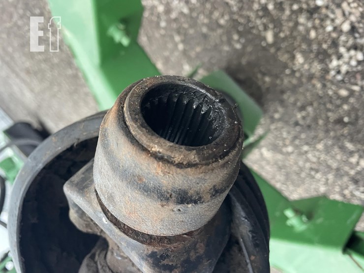 2018-john-deere-946-image-9