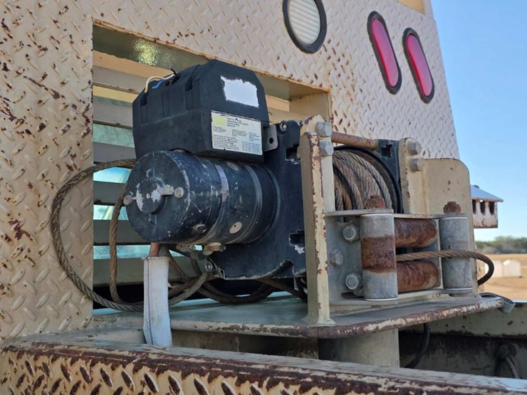 2008-ford-f650-image-16