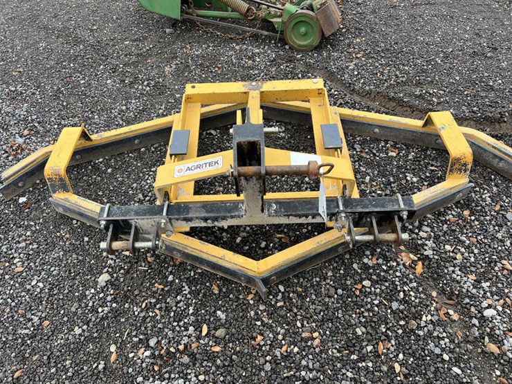 #10996-•-agritek-3pt-road-drag-leveler-image-1