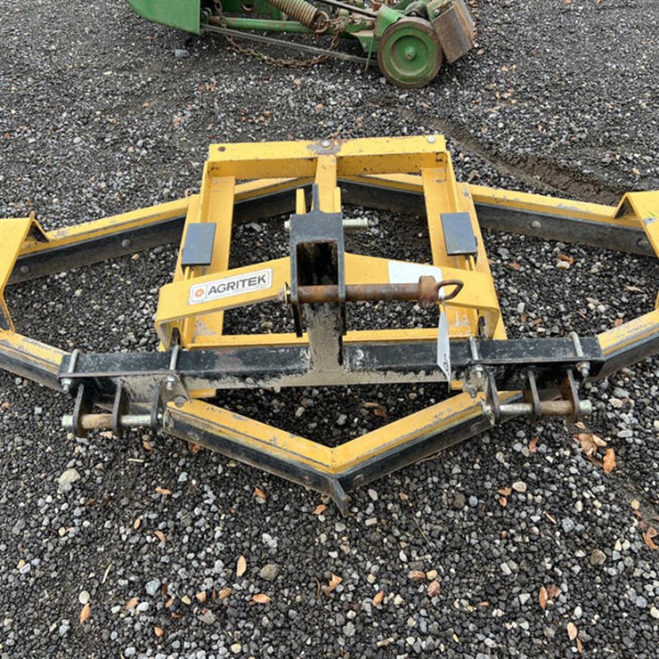 #10996 • AGRITEK 3PT ROAD DRAG LEVELER