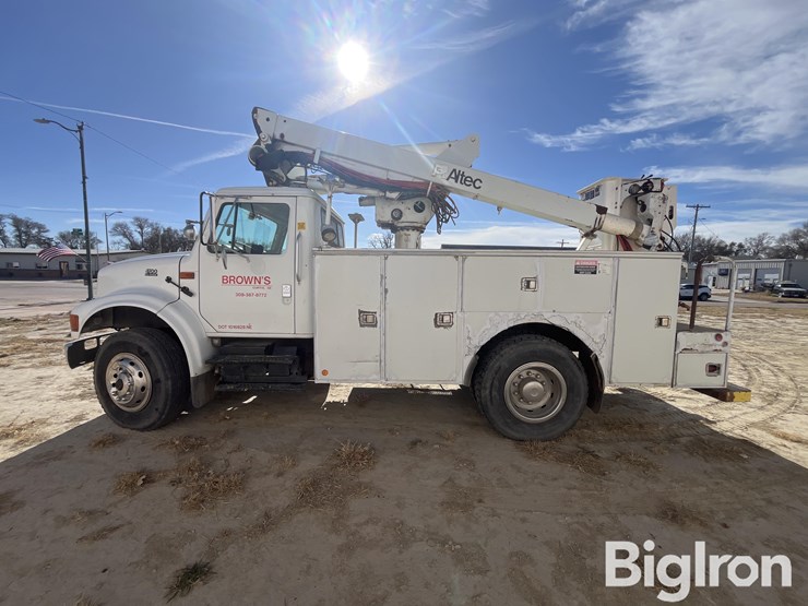 2001-international-4700-image-8