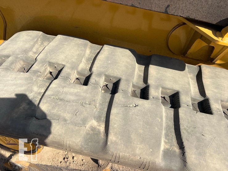 caterpillar-255-image-16