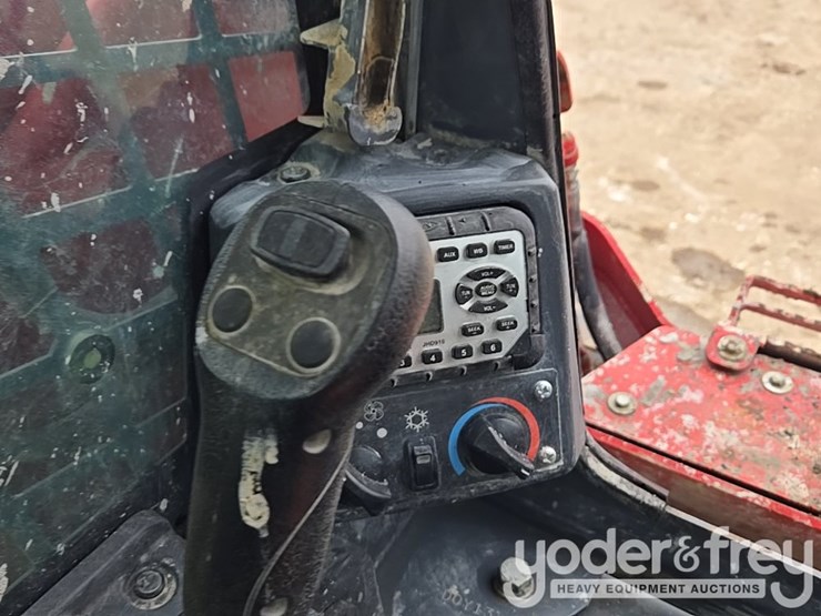 takeuchi-tl8r2-image-86