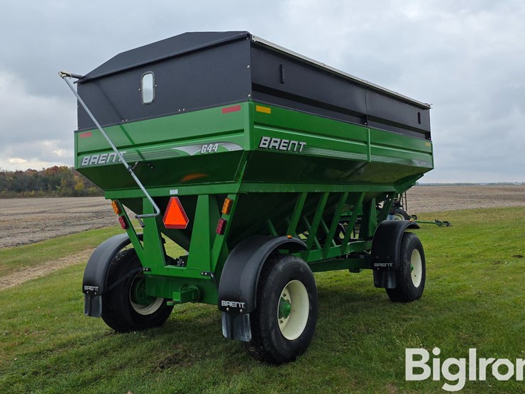 unverferth-brent-gt-644-gravity-wagon-image-5