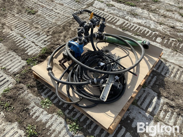 hypro-9303-hydraulic-fertilizer-pump-image-1