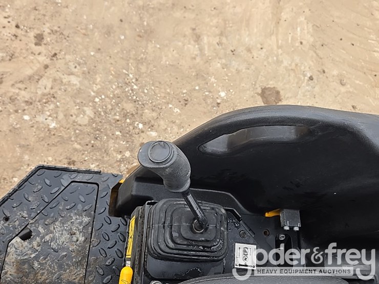 2023-jcb-ct260-120-image-75