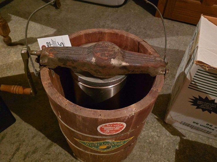 white-mountain-ice-cream-freezer-image-2