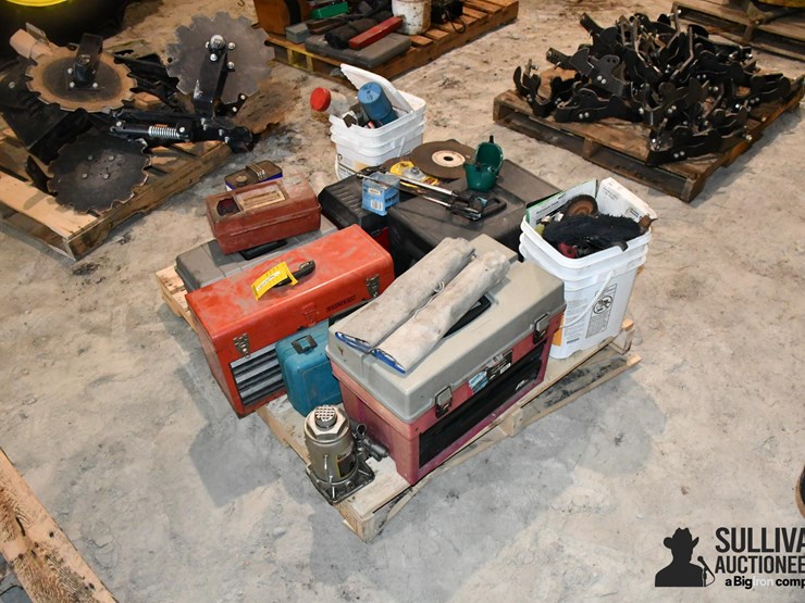 pallet-of-farm-support-image-1